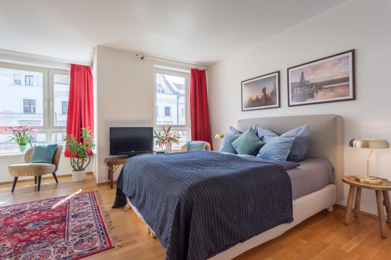 Schoenes Studio In Downtown Mitte Mit Balkon Berlin Extérieur photo