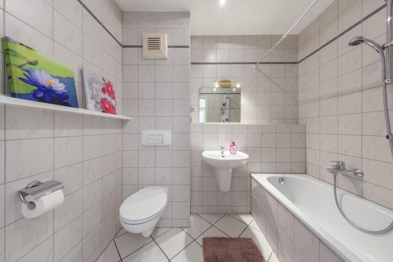 Schoenes Studio In Downtown Mitte Mit Balkon Berlin Extérieur photo